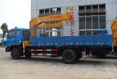 專業(yè)可靠，作業(yè)高效 5噸6噸東風(fēng)145隨車吊——湖北五環(huán)改裝實(shí)力解析